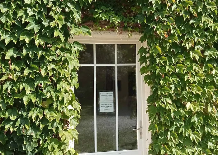 Chez Cecile Et Jean-no Отель типа 