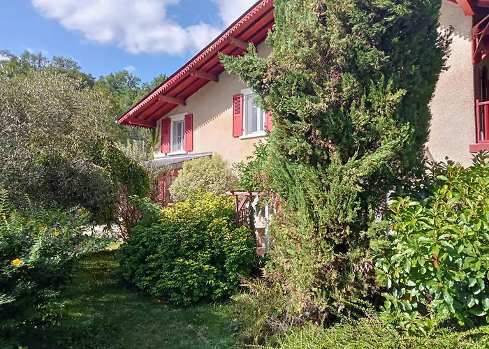 Chez Cecile Et Jean-no Gan